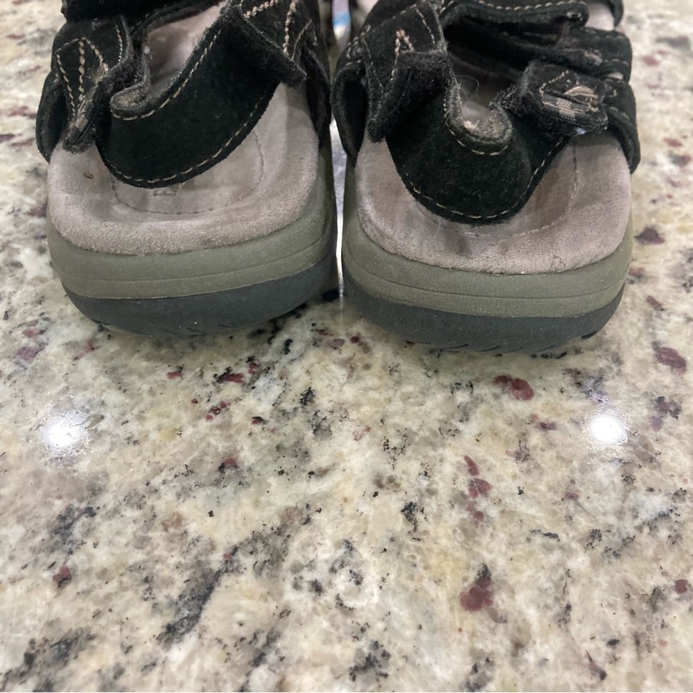 Earth Origins by earth black/gray Sophie sandals in size 7 Preowned Good Condt - Picture 7 of 11